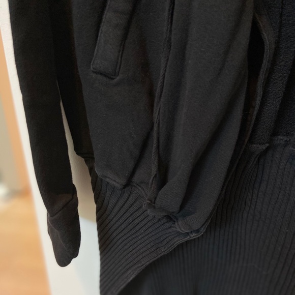 Black Sweatshirt Cardigan - Picture 4 of 4